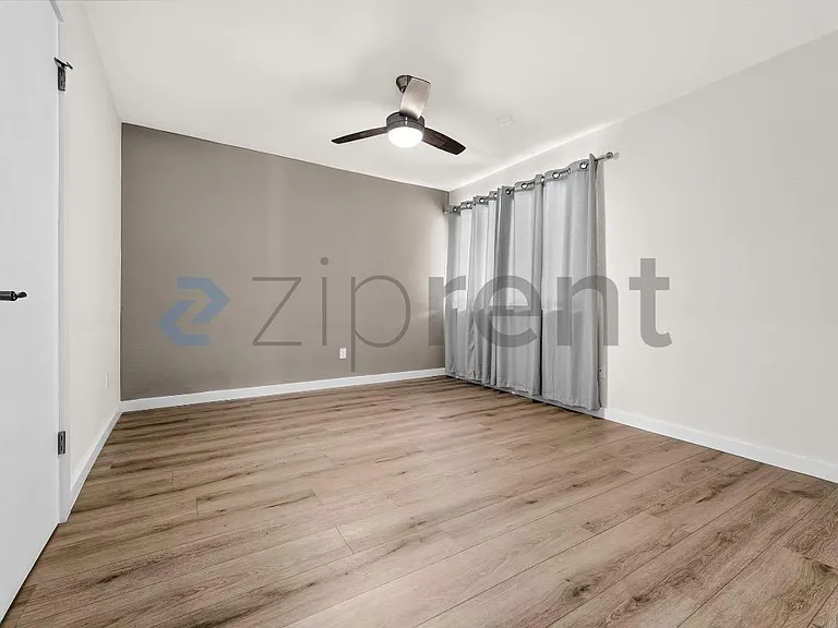 11216 Henge Dr — Photo 15
