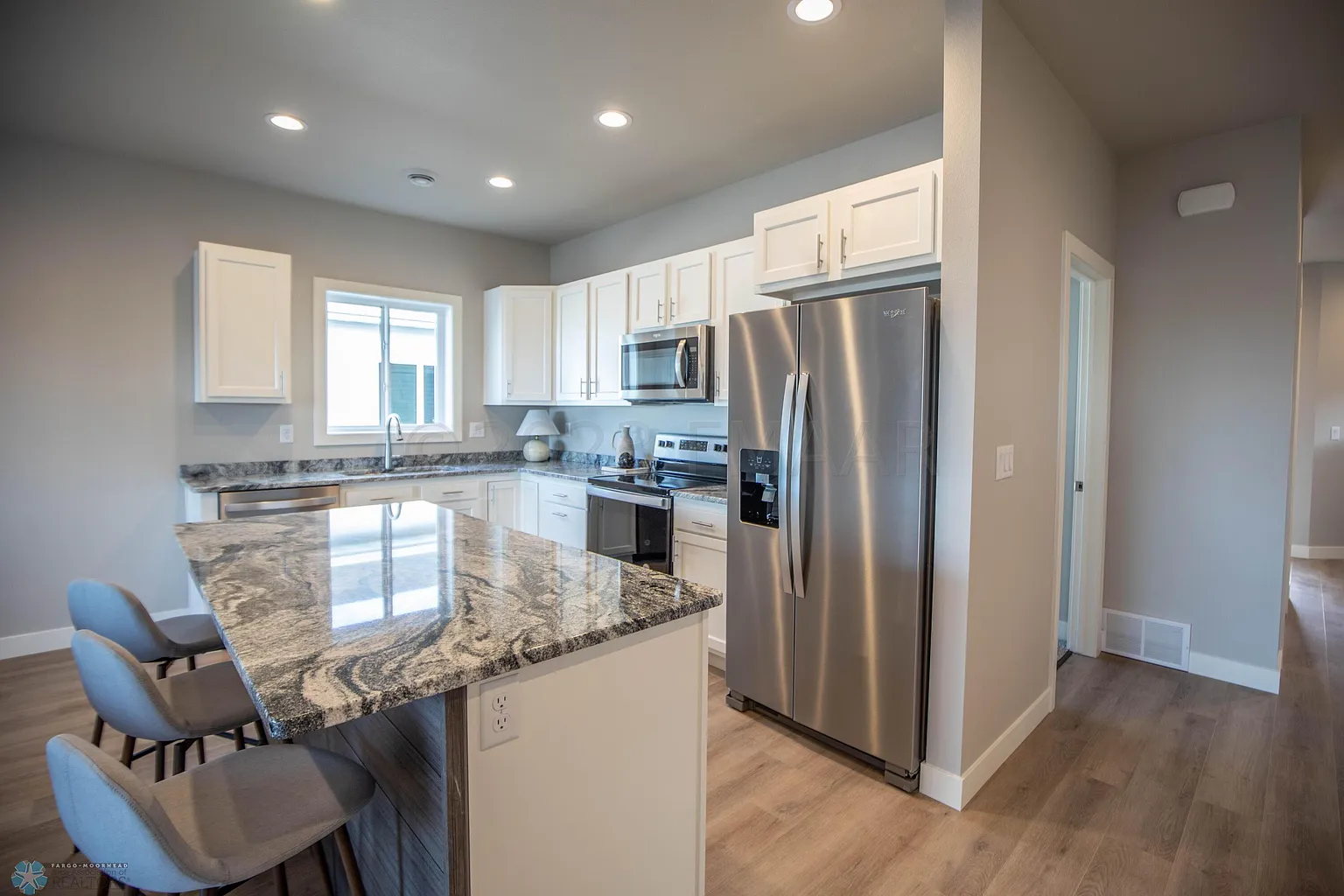 6873 67th St S photo 1