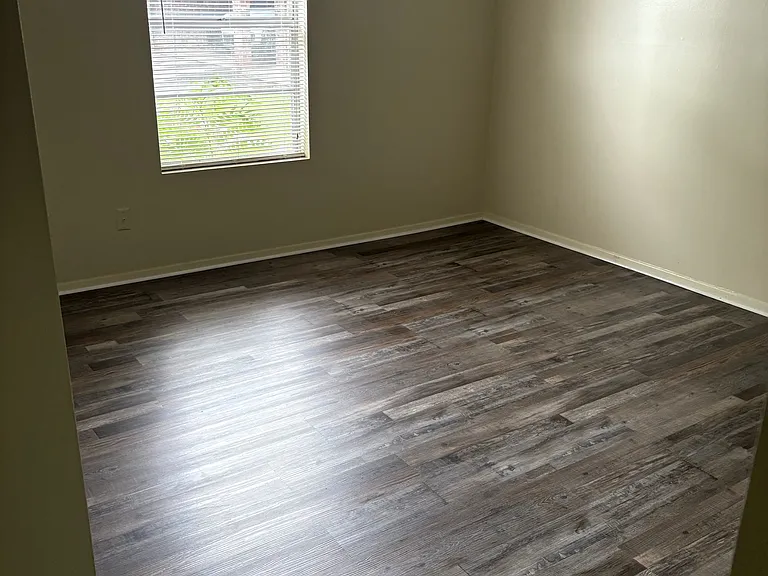205 Durst Ave W #211C — Photo 9