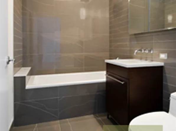 58 Metropolitan Avenue image 1 of 7