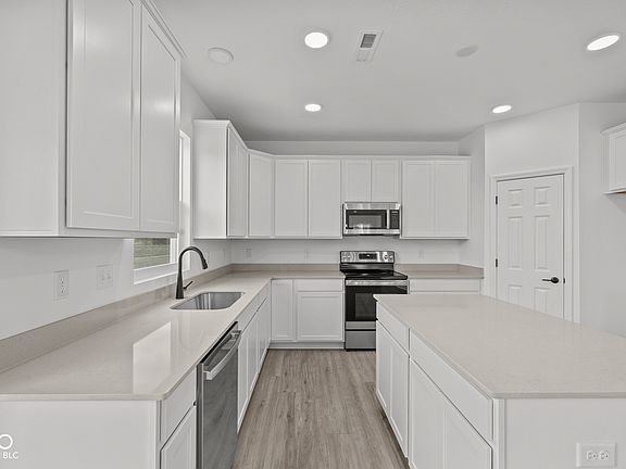 5th image of 4034 Bozeman Way