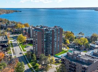 181 Collier St #803, Barrie, ON L4M5L6