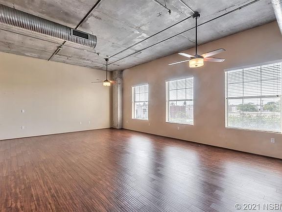 5th image of 208 Wall St APT 303