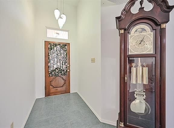 2nd image of 3747 Constitution Dr