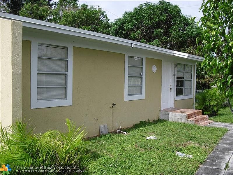 1st image of 4691 Martha Louise Dr