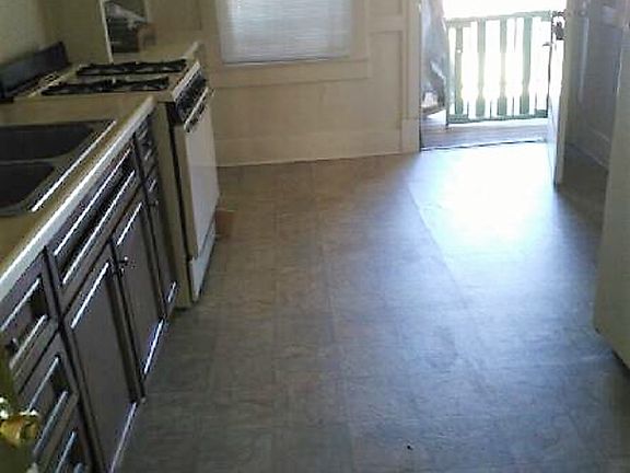 3rd image of 538 N 26th St #2