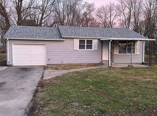 161 Della Rd, Columbus, IN 47203