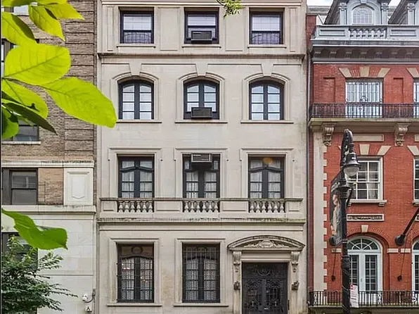 18 E 76th St, New York, NY 10021