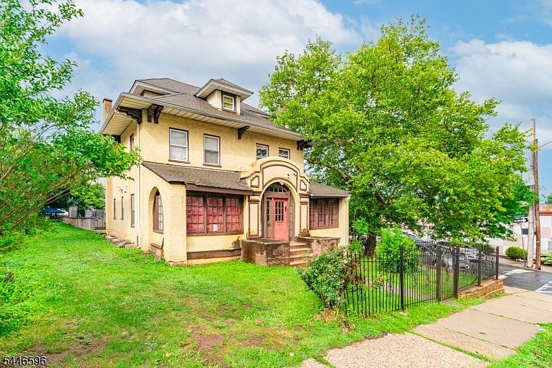 1st image of 233-237 Meeker Ave