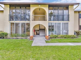 331 Pine Ridge Cir APT C-1, Greenacres, FL 33463