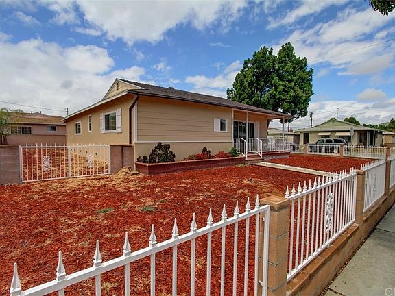 2nd image of 13637 Greenstone Ave