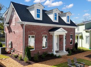 124 Morgan St, Senoia, GA 30276