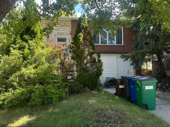 60 Bovanizer St, Staten Island, NY 10312