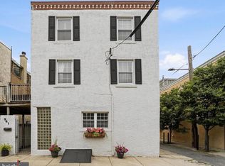 941 Montrose St, Philadelphia, PA 19147