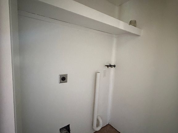 3rd image of 2024 Villard Ave APT 3