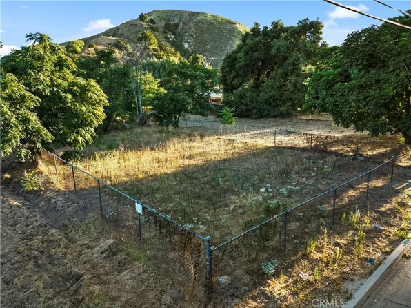 0 San Martinez Rd Lot 682, Val Verde, CA 91384