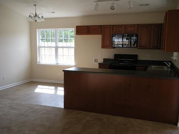 3rd image of 1817 Gretna Dr