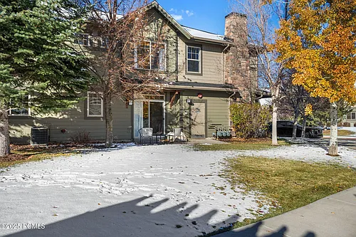 6095 N Fox Pointe Cir #A1 Photo 1