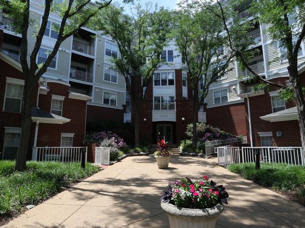 1645 International Dr Unit 413