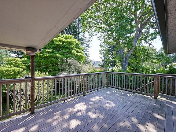 5th image of 2765 Fernwood Rd
