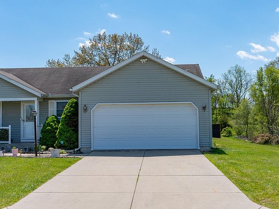 3rd image of 30530 Gregory Dr