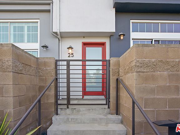 4th image of 5350 Playa Vista Dr APT 25