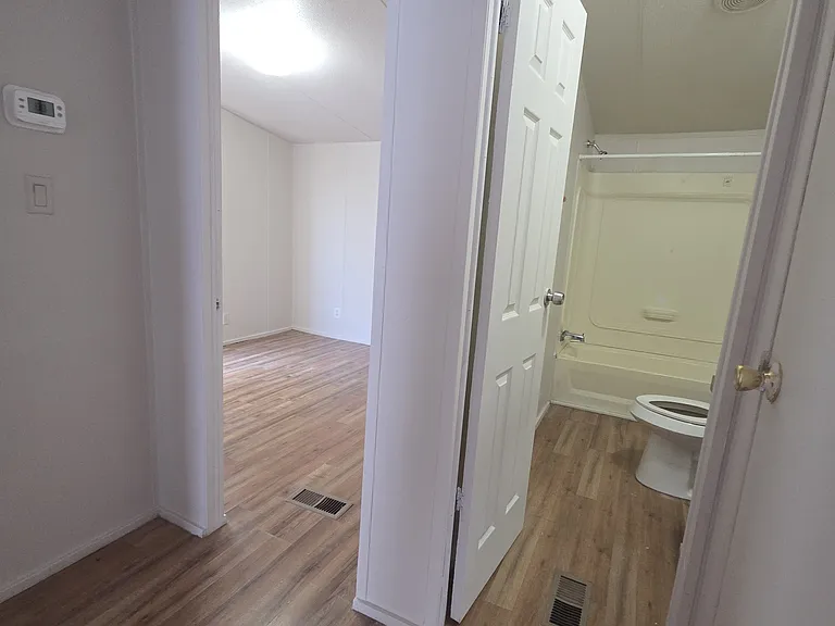 8540 Longhorn Dr — Photo 16