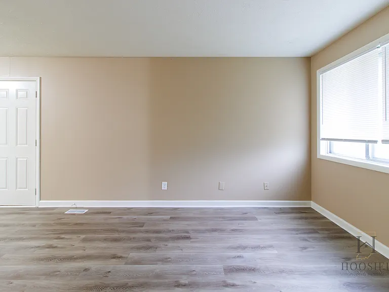 3914 Richelieu Rd — Photo 3