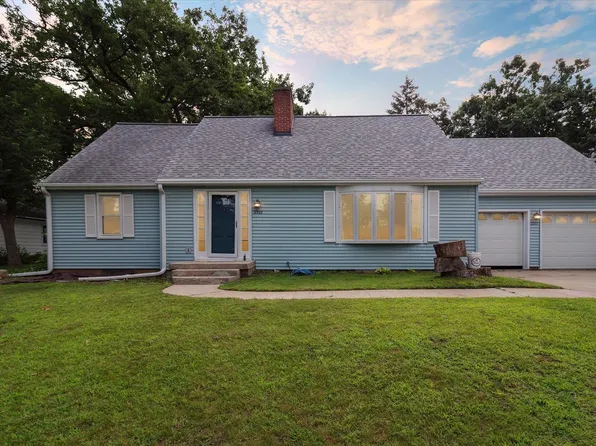 2307 Yellowstone Ave, Portage, WI 53901