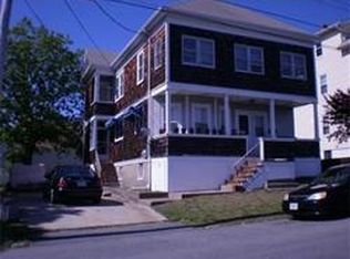 11 Hope St, Acushnet, MA 02743