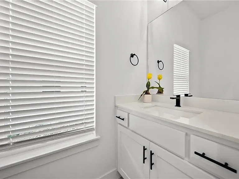 6302 SW Layton Rd — Photo 32