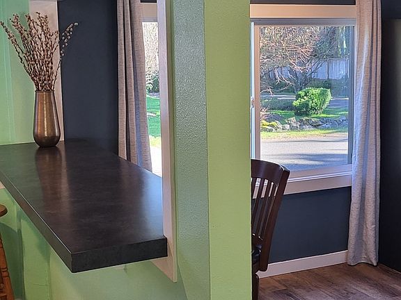 4th image of 3917 Grove Rd NW