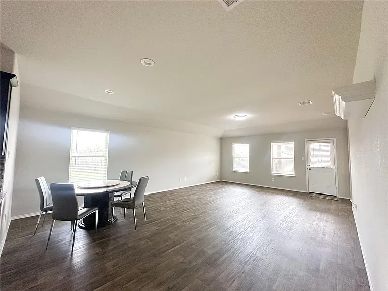1807 Brady Shores Dr — Photo 6