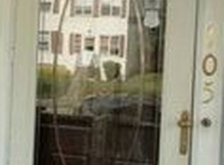 105 Puritan Ave, Worcester, MA 01604