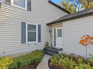 4621 High Point Dr #6, Rockford, IL 61114