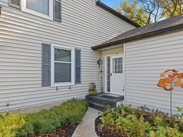 4621 High Point Dr #6, Rockford, IL 61114