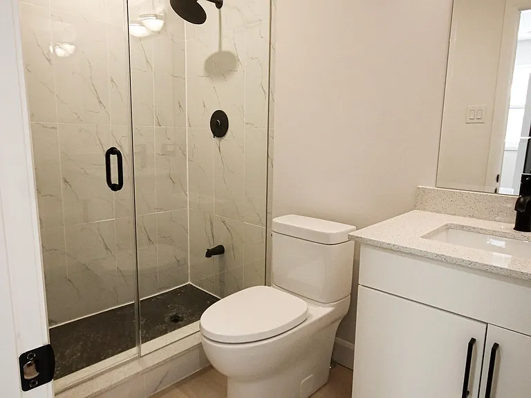 269 Madison Ave S #5 — Photo 21