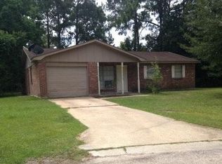 2613 Ridgeway Dr, Gautier, MS 39553