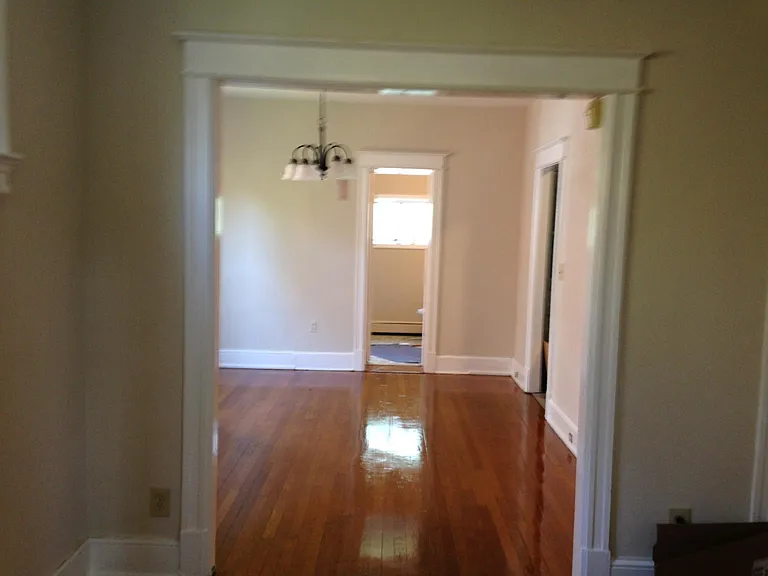 2919 10th St NE — Photo 3