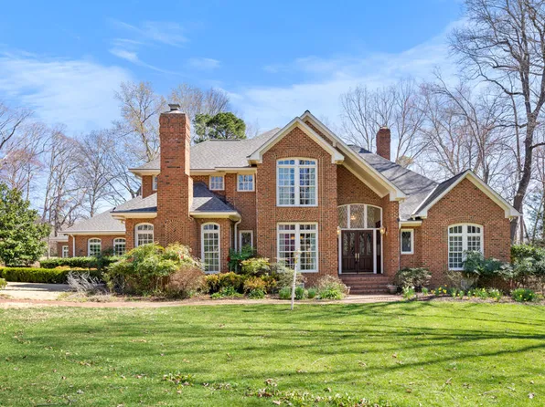 4405 Turnberry Cir, Durham, NC 27712