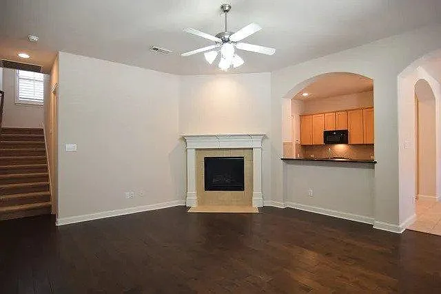 Building Photo - 6731 W Plaza Via