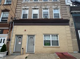 146 Midland Ave, Kearny, NJ
