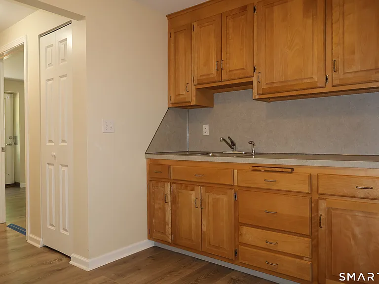 170 Scott Rd #C — Photo 11