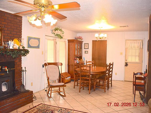 5th image of 5964 Town And Country Rd