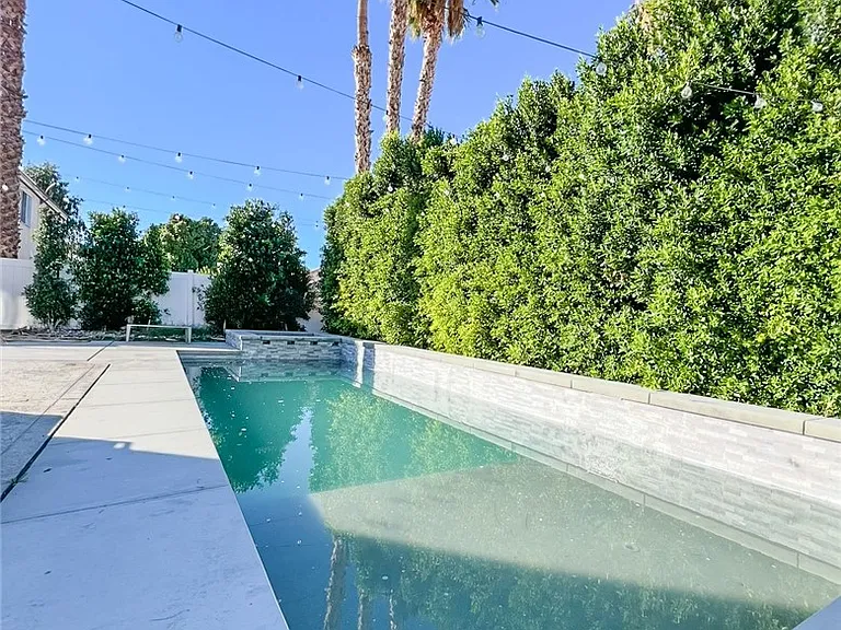 80940 Shenandoah Ave — Photo 30