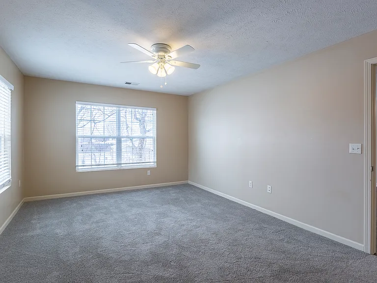 4880 S 131st St #1 — Photo 23