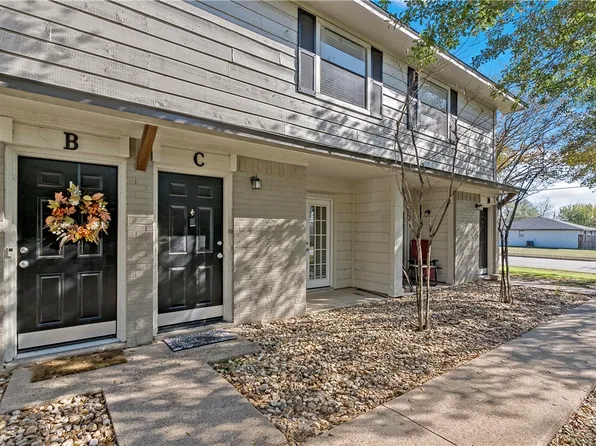 1407 Airline Dr APT C, College Station, TX 77845