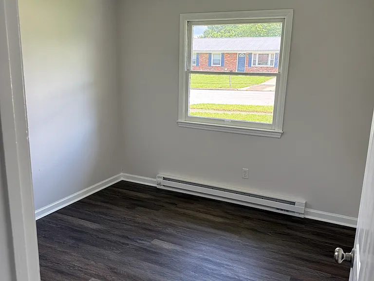 204 Mount Vernon Dr — Photo 10