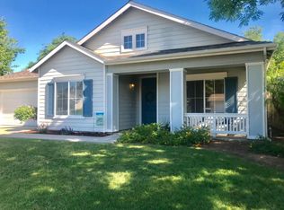 1235 Joy Ct, Exeter, CA 93221