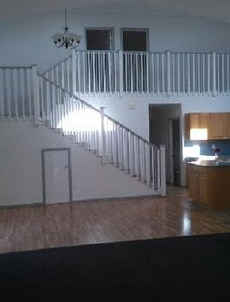 4th image of 751 Dale St